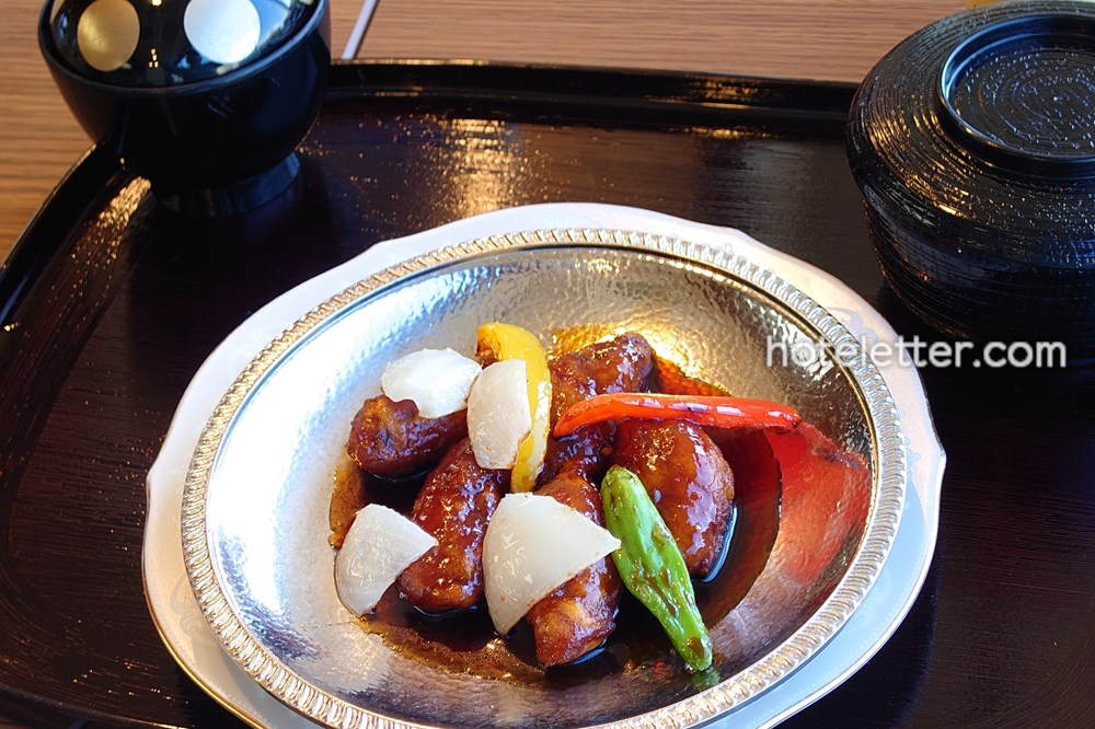 レストラン「甲斐路」甲州クリスタルポークの酢豚定食