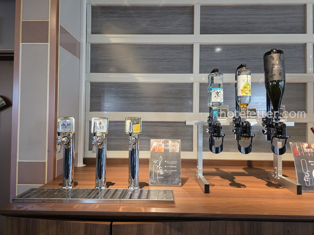 大江戸温泉物語Premium 伊東ホテルニュー岡部のラウンジ