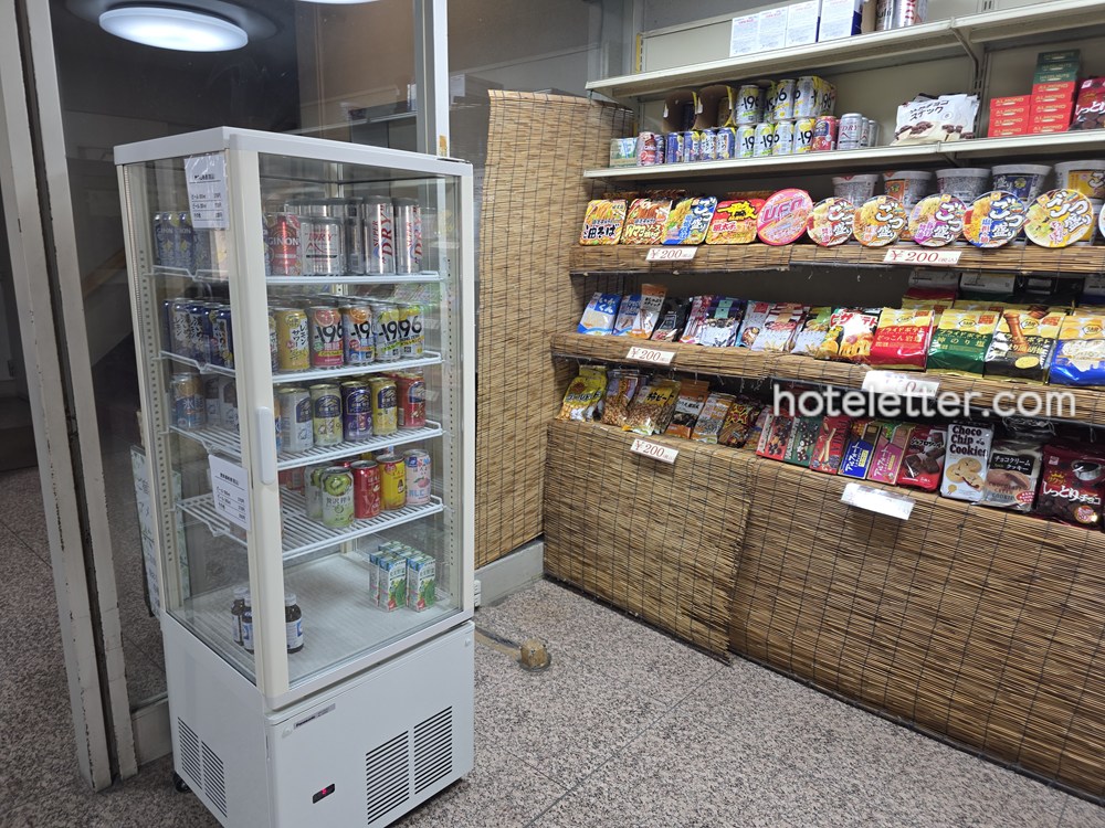 ホテル湯王温泉の館内
